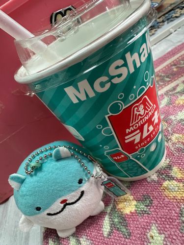 マクドナルドでマックシェイクの森永ラムネ味を買ってきました！新作はいただかないと(*^^*)
