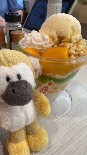 はま寿司のトロピカル⭐︎マンゴーキウイパルフェ！
本当にはま寿司のパフェはハズレがない♪