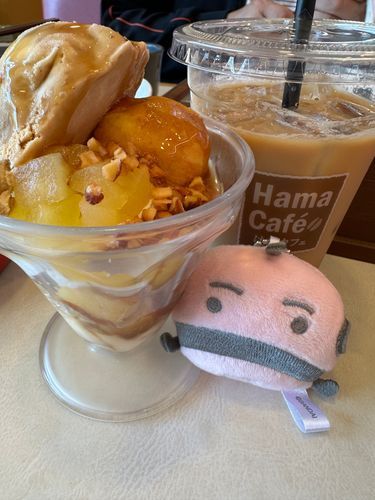 はま寿司の「りんごとプリンのキャラメルパルフェ」いただきました！