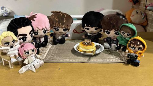 ふっか誕生日だから
みんなでお祝いしたよ！！！！！！
おめでとう！！！！！！！