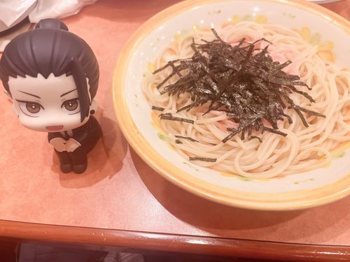 今日は持ち主様と一緒に夕食。
ふふ、随分楽しそうだったね。……まあ、こうして一緒に食べるのも悪くない。