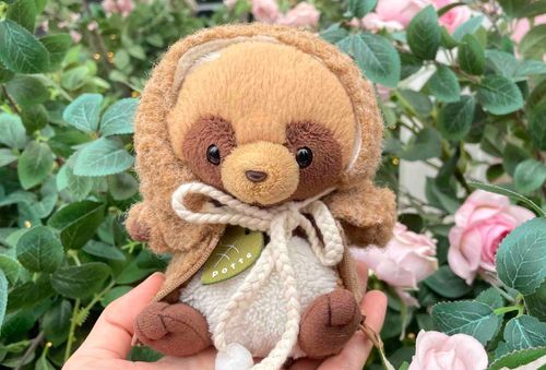 こんにちは、天ちゃんです!
今日はぴんくのお花とツーショット📸🌸
新しいお洋服も買ってもらって楽しかったなぁ💖