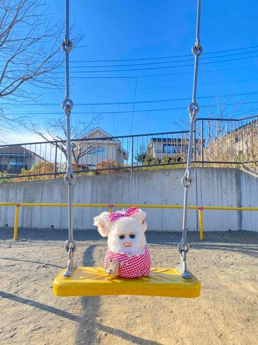 こうえん に おさんぽ へ いった㌥
はじめた ばかり だけど おともだち つくれるかな？
#furby  #ファービー 