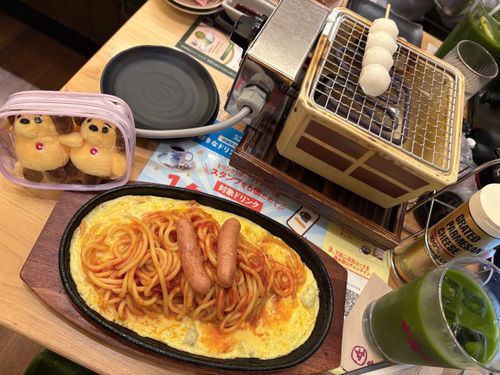今日はレトロスパゲッティとグリーンティー、同行者から団子を1本奪って食べていたワン‼️
僕たちは見逃さなかったワン👊