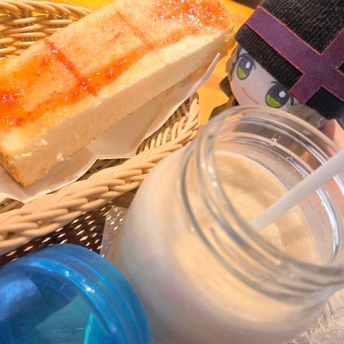師匠とモーニングッス🎶🍞🍓
外で食べるパンとたまごはなんでこんなうまいんスかねぇ🤔💛