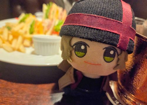 師匠と15km歩いてきて休憩ッス‼️☕️😌👍
たくさん歩いたあとのしょっぱいもんは沁みるッスね🥹🥪
