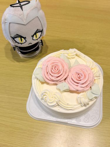 バタークリームケーキの取り寄せしました🎂