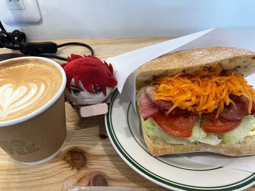 もーにんぐだ🥪