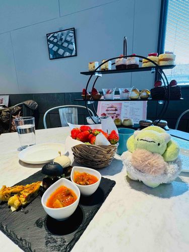 ぷう〜！！！(ばぶちゃん、いちごのアフタヌーンティー🍓だよ)