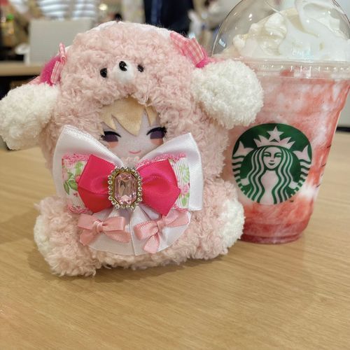 ストロベリーフラペチーノ飲んできた！
美味しかった🍓