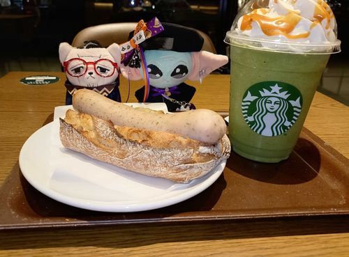 ｷｸﾀさんとよもぎ餅と🍵☕。