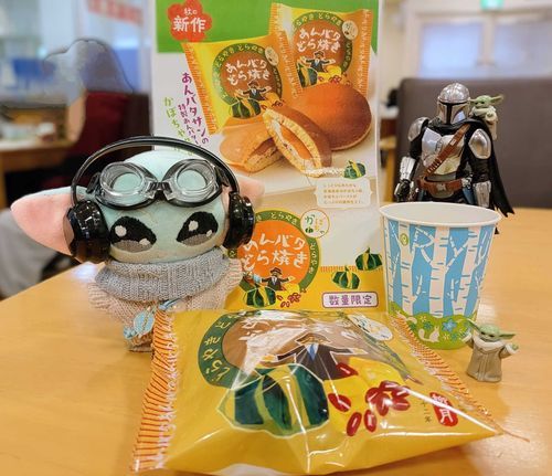 柳月のお菓子とよもぎ餅。