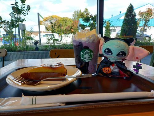 🐈️☕とよもぎ餅。