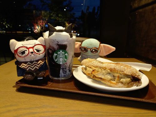 🐈‍⬛☕と👓️ｷｸﾀさんと👓️ｸﾞﾛｰｸﾞｰ。