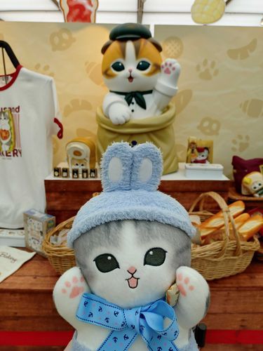 ぱんにゃんたち の おまつり にいったときのなの！！！
うさにゃんはね〜ばたーしみしみの とーすと すきだよ〜