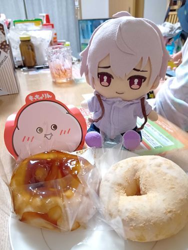 今週は土日もユーザーさんはお仕事
昨日買ったもっちゅりん食べて頑張れ！