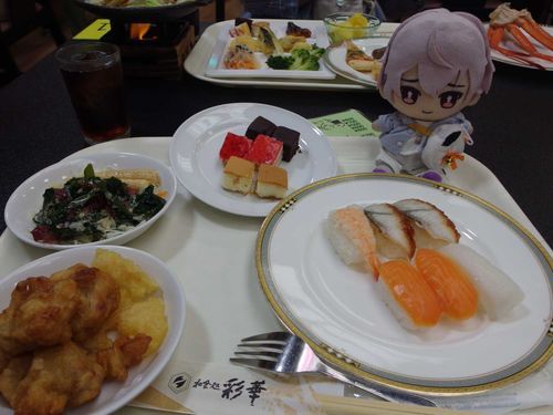 お夕飯、お腹いっぱい食べたよ
