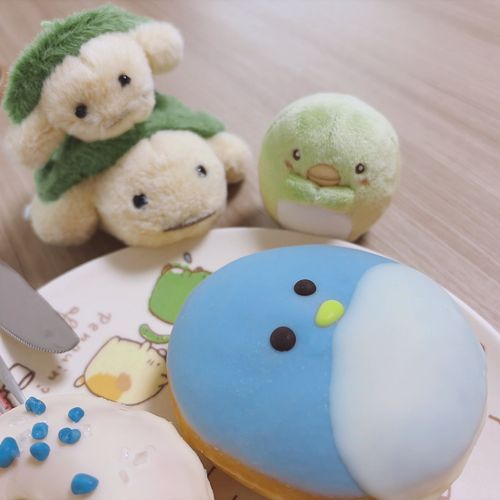 クリスピークリームドーナツに ペンギンさんがいたよ🐧
つぶらな瞳が かわいい💓
遠慮なく食しました😊