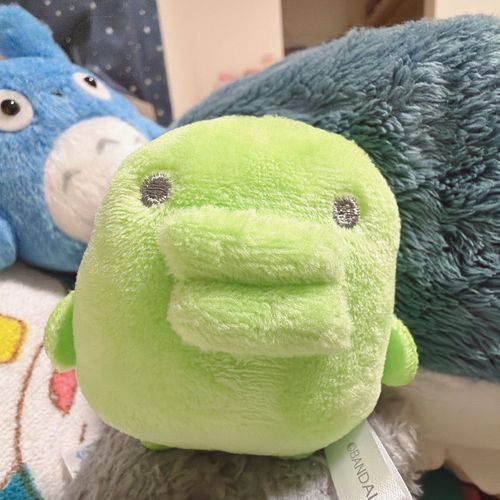くちぱっち アップで見ると 面白い🤭
さっき いいね返ししてたつもりが おすすめから ずっといいね してた💦
どおりで タイムラインが 追いつかないなと 思ってた😞
通知が うるさかったら ごめんなさい🥲