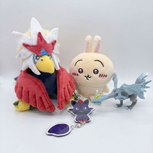 XのFFさんと土日遊んできた😊
ちいかわの映画2回目見てうさぎのぬいを購入🐰お耳がちょっと折れててかわいい🫶
ウォーグルのヴォルとモンコレのキュレム貰いました！
ゾロアのアクキーもしっぽゆらゆら揺れてかわいい🥰🥰