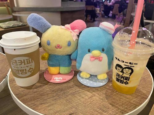 ~~匸Pヽ(･ω･｀)ｺｰﾋｰﾃﾞﾓﾉﾓｳ…