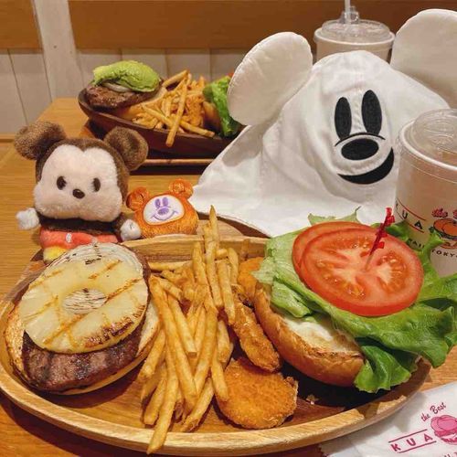 イクスピアリたのしかった〜！
はんばーがーおいしそうだったよ🍔