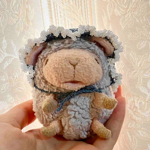 どうきょにん、あみものハマってるな