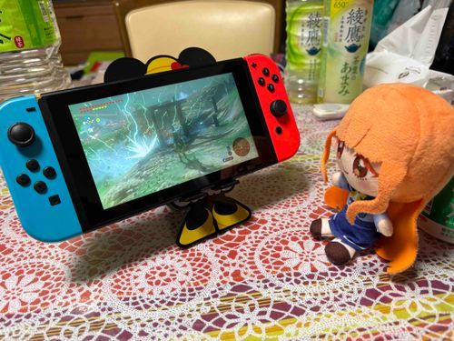 そこら辺りに刺さっている
錆びついた槍が避雷針のように
なるなんて、恐ろしい仕様です…