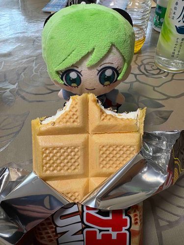 クランキー、っちゅう意味はな、
歯ごたえがあるってことやねんな。
これはその名に恥じへんくらい
カリカリしててうまいで！
