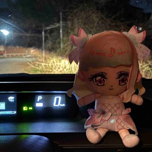 この世界には便利な乗り物が
あるんだね！
今度わたしを乗せるときは、
どこかお店に連れてって〜