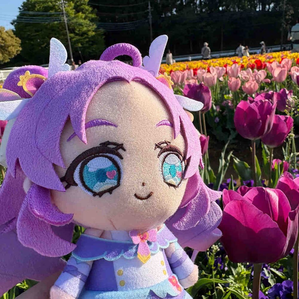 ロマンチックだし、わたしの
髪色と似たチューリップを
見つけたよ！　はなまるだねっ！