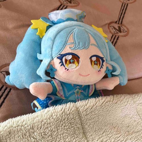 わたしは、夢宮あおい。
いのりとだいたい同じ時期に
この賑やかそうな家に来たよ。
いきなりベッドに連れてこられた
から、眠くなりそう…