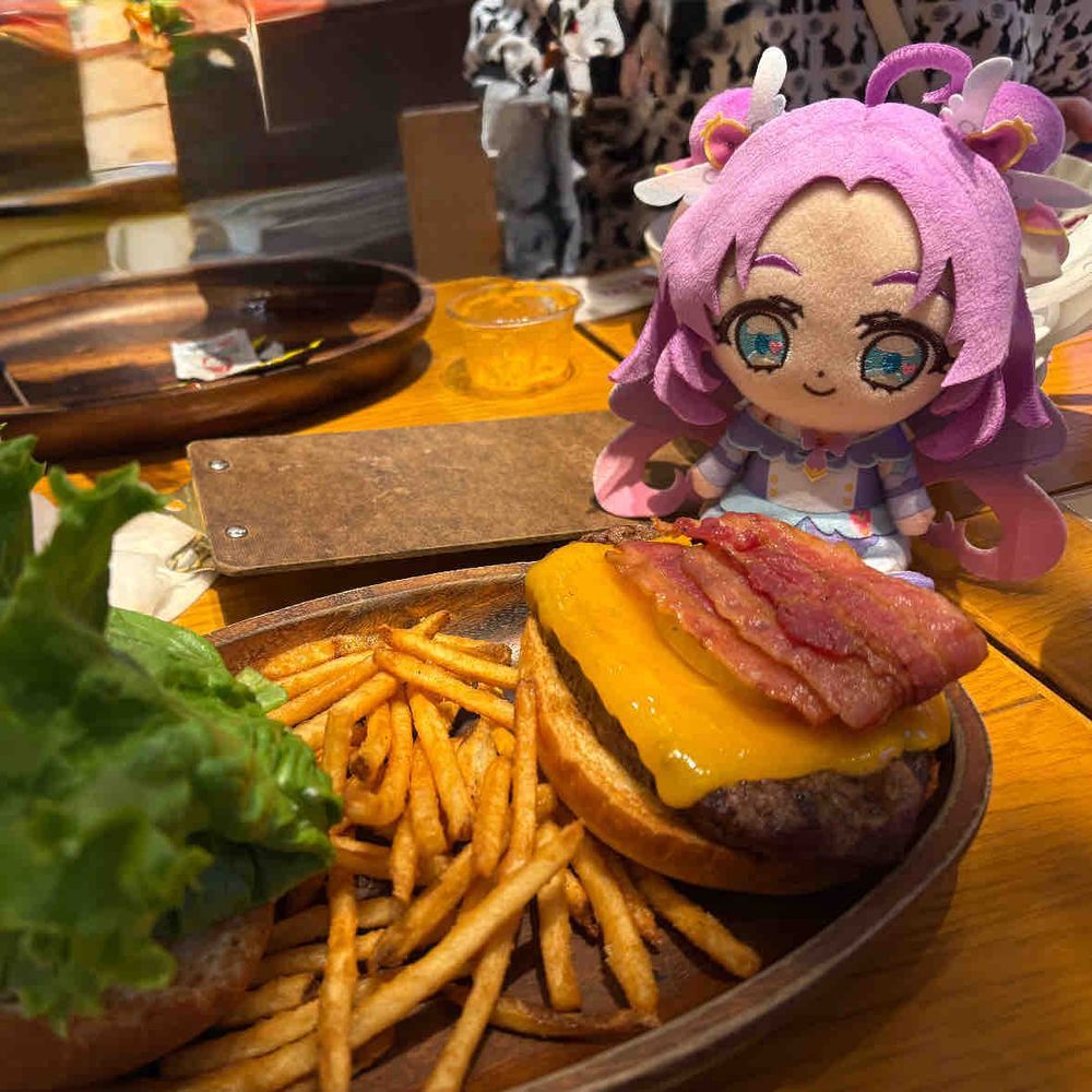 カラフルな庭園は見応えあって
楽しめたよ。　…その後の衝撃的な
ハンバーガーで疲れとかが、
飛んじゃいそうだったけどね〜！