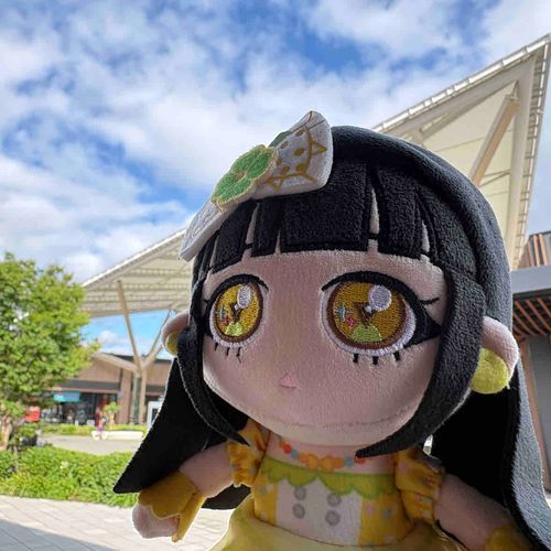 さんかくの、おおきな、やね。
にわみたいで、あるきやすい!
がいこくの、たべもの、きになる。
もっと、ゆうめいになる…?