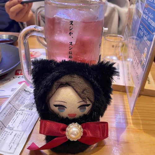 スシか、スシ以外か