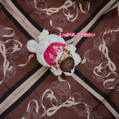 ぬい主がメロアススカーフのチョコモチーフどれが誰のかわからなくてまどちゃん呆れるの巻