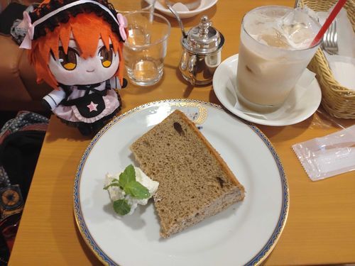 共犯者ー、コーヒーばっかだから紅茶飲もー！！
ろいやるなみるくてぃーだよ！！