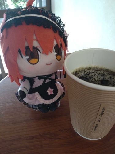 共犯者、今日コーヒー飲みすぎじゃない？
2杯目だよ？
夜眠れなくなっても知らないよ？