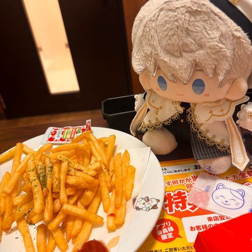 コラボカラオケに行った時の写真だ。
…このポテトは全部俺のってことでいいんだよな？