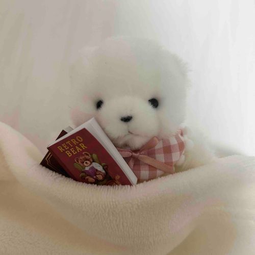 にんげん が ねむれる まで おとなり で ほん を よんで あげるの📚♪