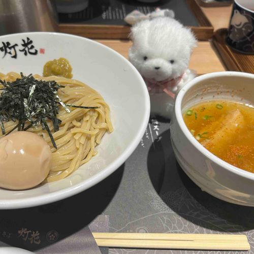 にんげん ことしこそ だいえっと する いってたのに…