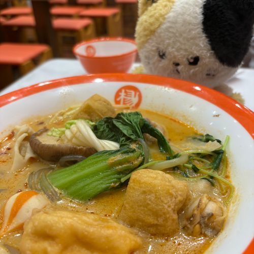 メリーゴーランドの屋根(カニ団子)みたいなの食べてみた🎠🦀