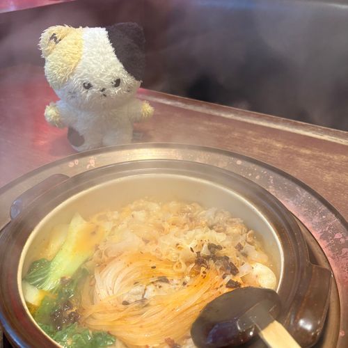 赤からの麻辣鍋、美味しかった🥵
(多分)直営店は1人前から頼めるの良心的で神✨