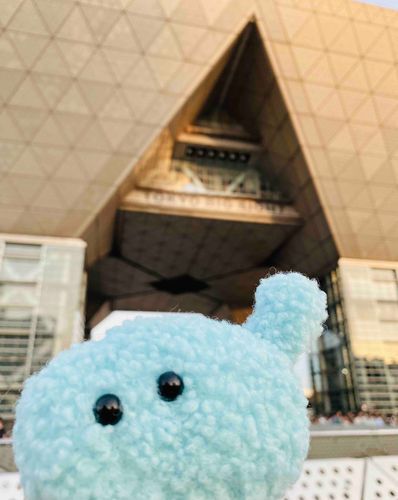 びっぐなところへ、いてきたー
で　ざ　ふぇす！
かわいいってほめられて、とてもうれしかった〜

---りもくんです