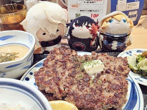 しんいり、ここのほんまるはにくはたくさんくっていい。っていってた。
そうなの？