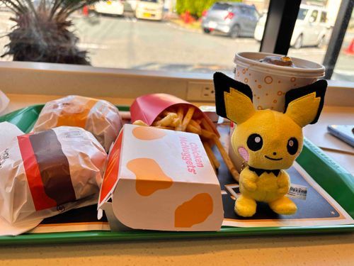 ピチューちゃんと大分のマックでちゅ💛