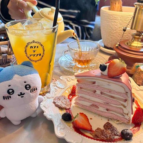 おとぎの国みたいなカフェ♬･:*+