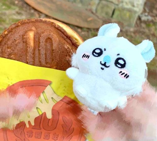 10円パン 初体験記念ピクチュア〜…
"流行り" 乗り遅れすぎてるッ
