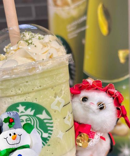 メルちぃほわいとピスタチオプラペちーーノ🎄.*🍀