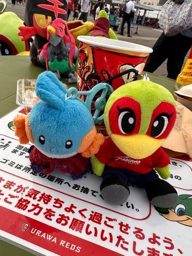 たくさんの仲間と勝ち点🍑🍑🍑もぎ取って帰るゴロ